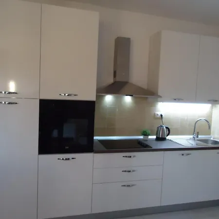Kate Apartman Trogir